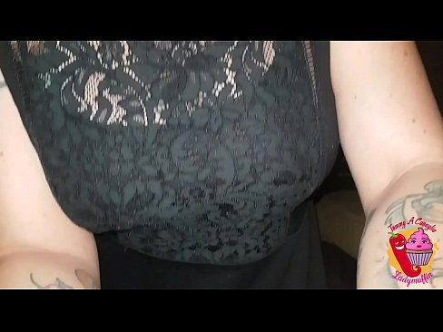 ❤️ Slutty မိထွေးက သူ့ကို blowjob နှင့် စပိန်ကို ပေးသည်။ ❤❌ Sex video မှာ ငါတို့မှာ