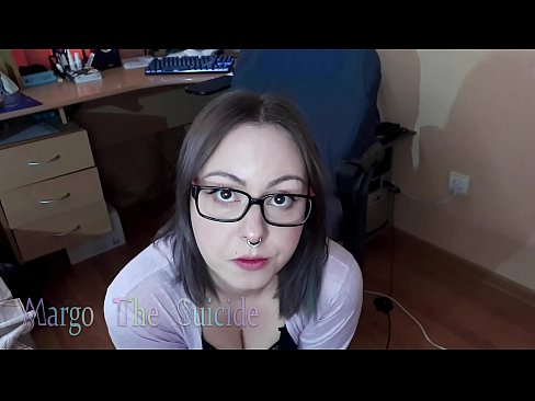 ❤️ မျက်မှန်တပ်ထားသော Sexy ကောင်မလေး Dildo ကို ကင်မရာတွင် နက်ရှိုင်းစွာ စုပ်သည်။ ❤❌ Sex video မှာ ငါတို့မှာ